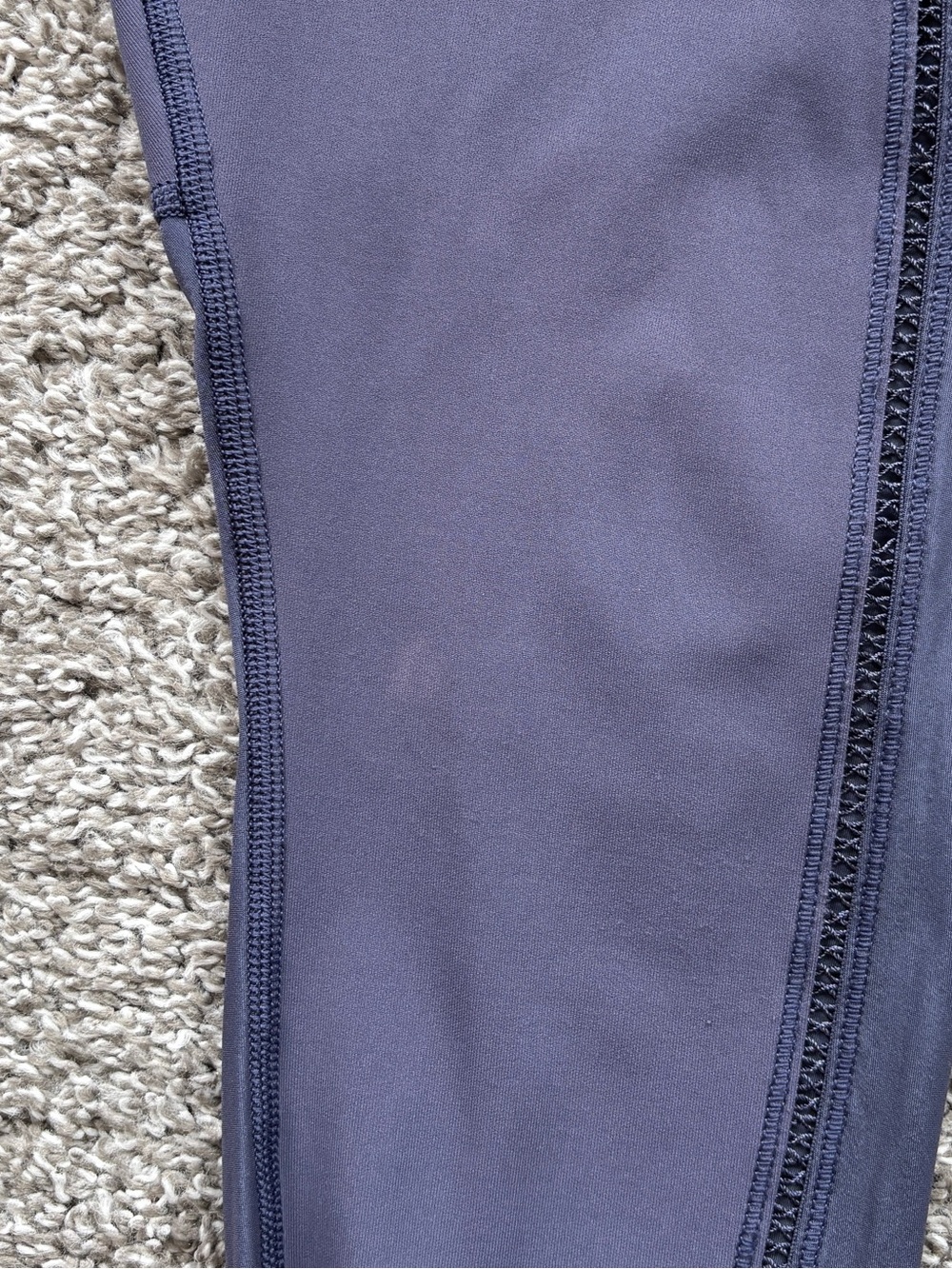 Lululemon Sculpt It Tights in a Size 8 - Picture 5 of 8